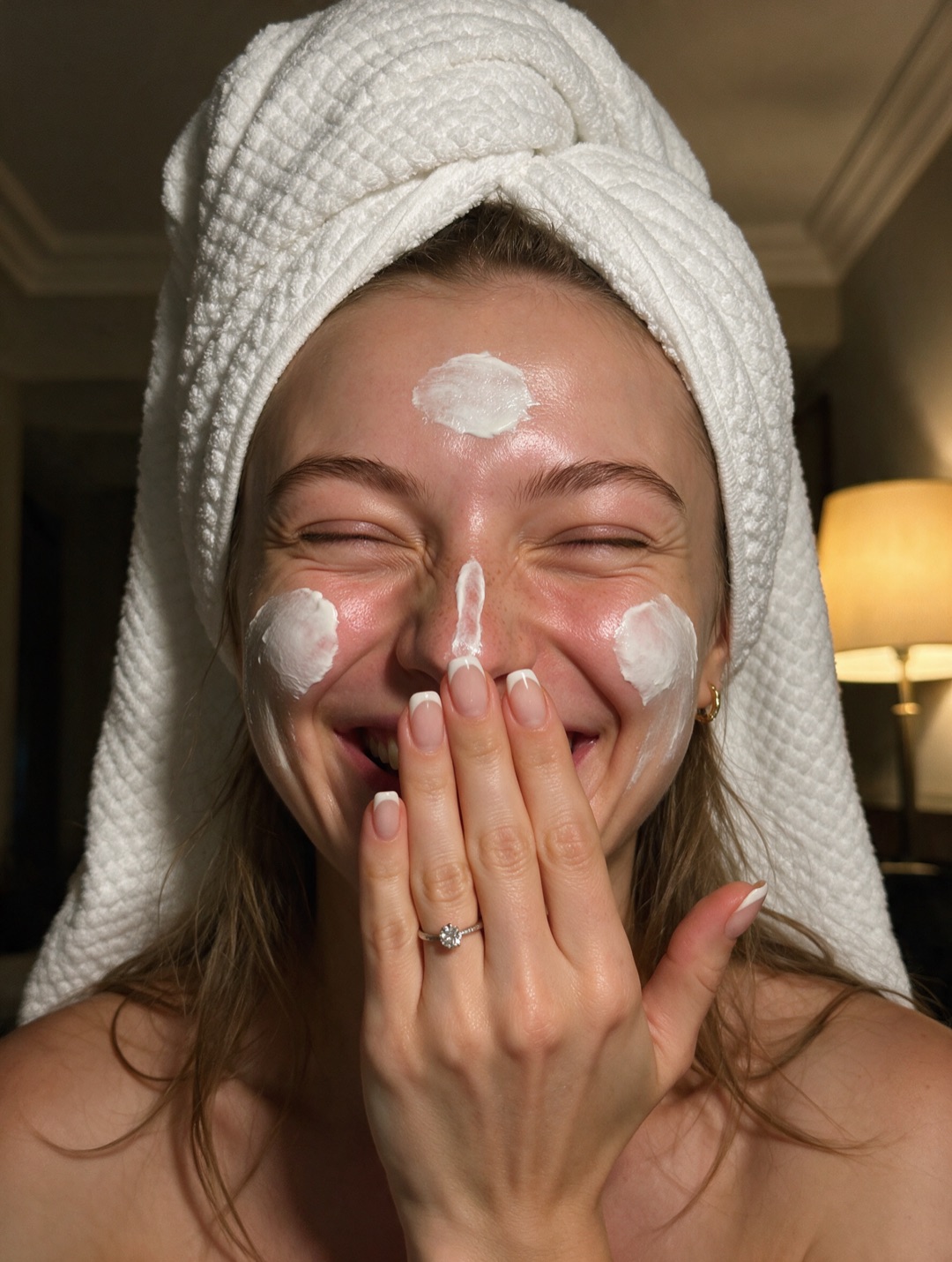 Postac AI: recznik na wlosach i krem na twarzy